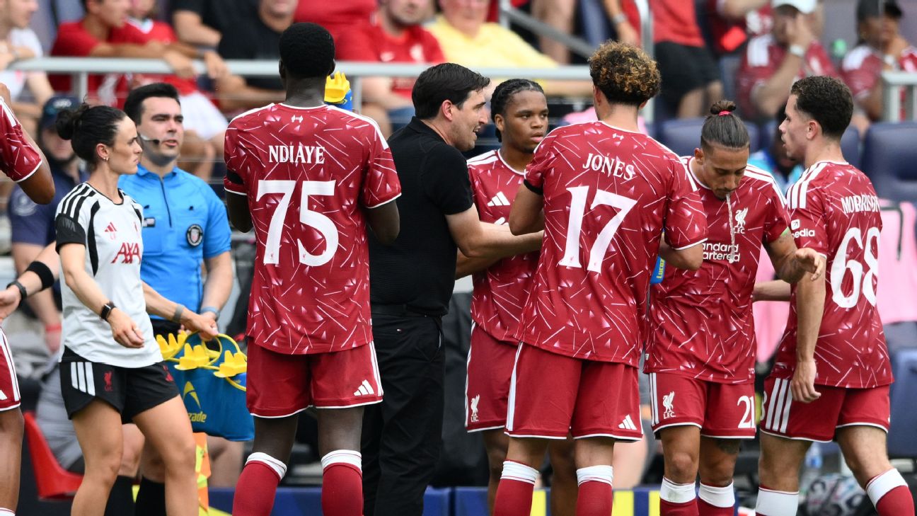 利物浦转会加速：伊劳拉确认还会继续引援